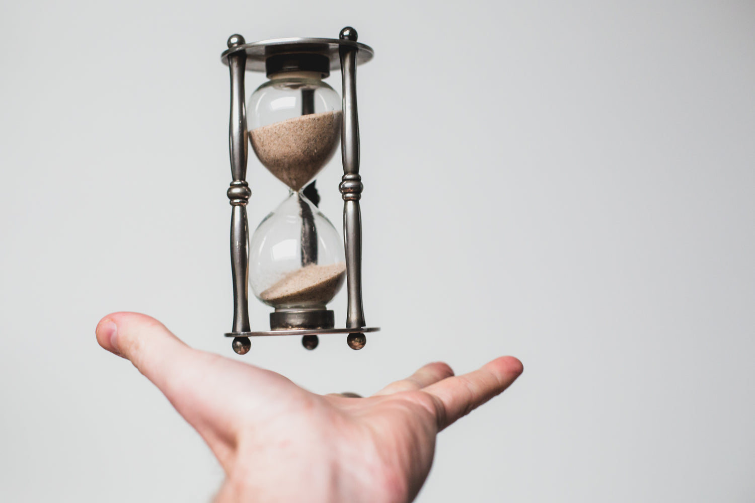 Tid, Timeglass, MyMiningGear. Hvor lang tid tar det før Helium Belønninger etter installasjon av Helium øke antennen?